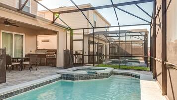 House | 5 bedrooms, Internet