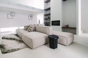 Apartment, Accessible | 3 bedrooms, Internet