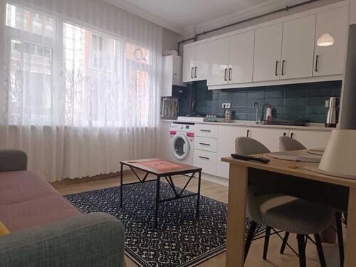 SAKİN KONAKLAMA HIZLI WIFI 1+1 YENİ DAİRE