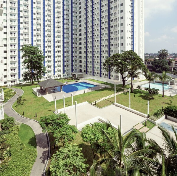 Outdoor pool - Grass Residences Tower3 One 83 One (Quezon City)