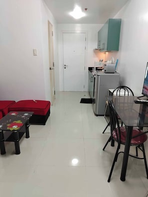 Condo, 1 habitación, vista al jardín | Interior