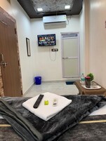 Deluxe Τετράκλινο Δωμάτιο | Δωρεάν Wi-Fi 