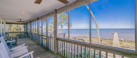 House, 3 Bedrooms | Terrace/patio