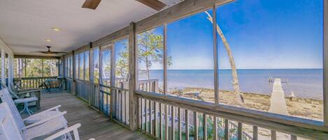 House, 3 Bedrooms | Terrace/patio