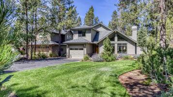 House, 3 Bedrooms | Exterior