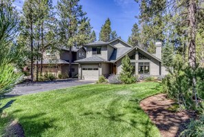 House, 3 Bedrooms | Exterior