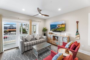 TV - Sanibel Seas, New Townhouse in North Ocean City (Ocean City)