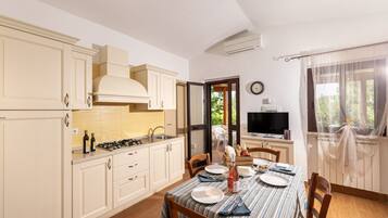 Apartment | Dapur peribadi | Kerusi tinggi