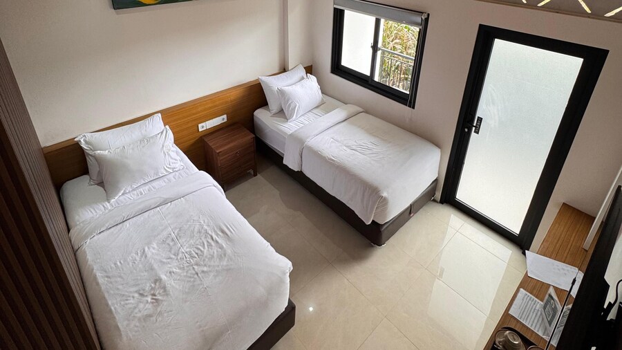ABE HOTEL & CONVENTION