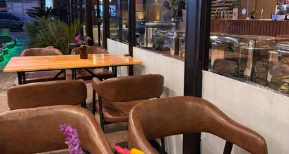 ABE HOTEL & CONVENTION