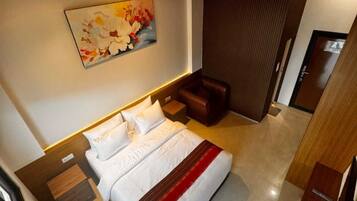 Habitación Deluxe, balcón, vista al jardín | Escritorio, insonorización y wifi gratis