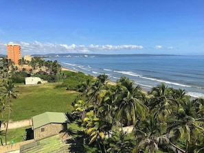 Apartment, 3 Bedrooms, Private Pool, Garden View | Exterior - Penthouse con Vista al Mar! (Boca de Aroa)