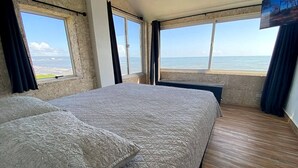 Unclassified image, 4 of 43, button - Penthouse con Vista al Mar! (Boca de Aroa)