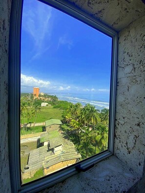 Apartamento, 3 habitaciones, piscina privada, vistas al jardín | Interior