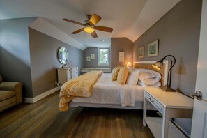 3 多间卧室、旅行婴儿床、免费 WiFi、床单