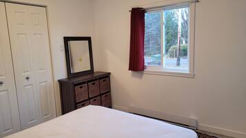 2 chambres, fer et planche Ă repasser, Wi-Fi, draps fournis