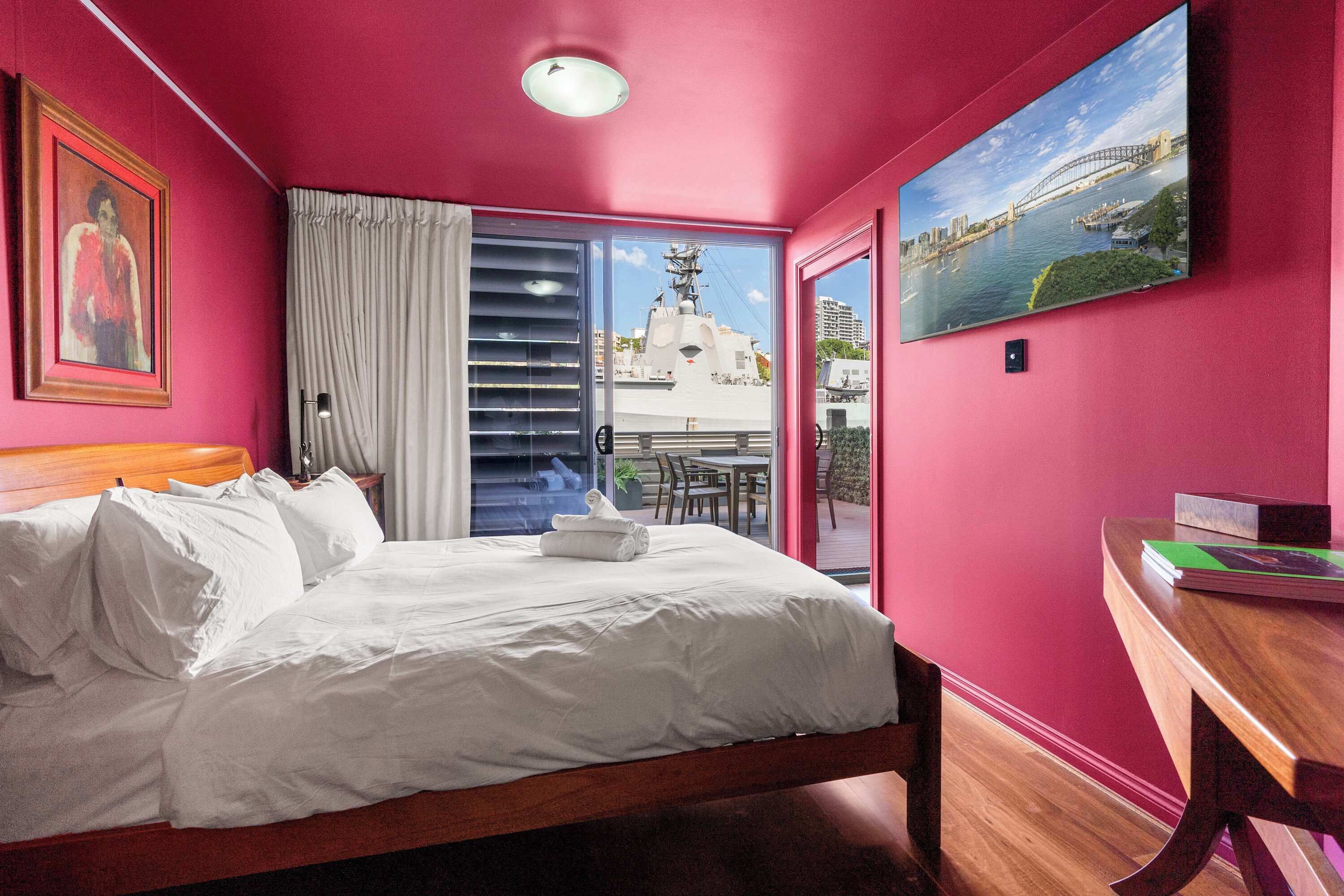 1 chambre, fer et planche à repasser, Wi-Fi, literie fournie