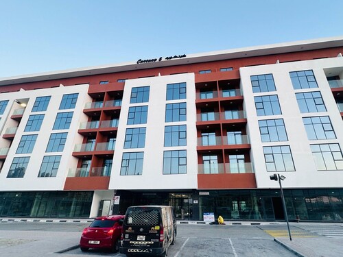 Sunday Sheikh Zayed Road Concord Tower 2 BR