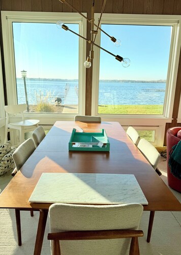 Private Lake Front Home on Wawasee - Exclusive and Quiet Ogden Island Retreat