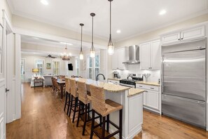 Fridge, microwave, oven, stovetop - Holiday Stays! The Crossings District of Watercolor! Resort Amenities! 5 Bikes! (Santa Rosa Beach)