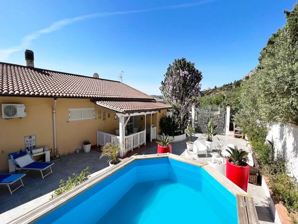 Villa | Pool