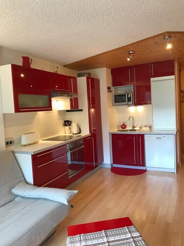 Wifi, ski-in/ski-out & foot of the slopes, 2nd floor, balcony, tv, ski locker, 48m², Villard de Lans