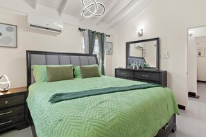 2 dormitorios, tabla de planchar con plancha, wifi y ropa de cama