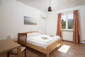5 sovrum, strykjärn/strykbräda, resesäng och gratis wi-fi