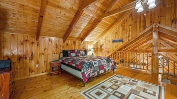 4 bedrooms, desk, iron/ironing board, travel crib