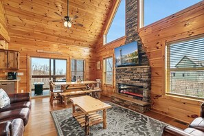 TV, fireplace