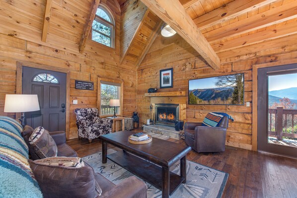 TV, fireplace - Stunning views, hot tub, game room & spacious log cabin! (Gatlinburg)