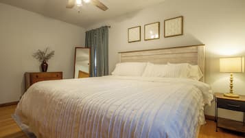 3 slaapkamers, een bureau, reisbedje, gratis wifi