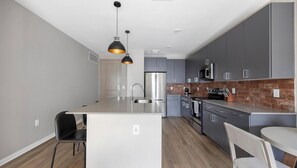 Fridge, dining tables - Landing | Modern 1BD, Gym, Pool (Phoenix)