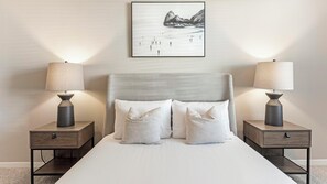 2 bedrooms, desk, iron/ironing board, WiFi