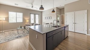 Interior - Landing | Beautiful 1BD, Yoga Studio (Phoenix)