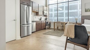 Interior - Landing | Stylish 1BD, Gym, Pool (St. Louis)