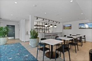 Dining - Landing | Beautiful Studio, Courtyard, Gym (St. Louis)