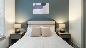 2 bedrooms, desk, iron/ironing board, WiFi - Landing | Spectacular 2BD, Courtyard, Gym (Houston)