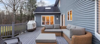 Modern Estate: Theater, Fire Pit & Vibes!