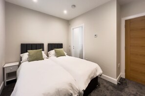 3 bedrooms, Internet, bed sheets