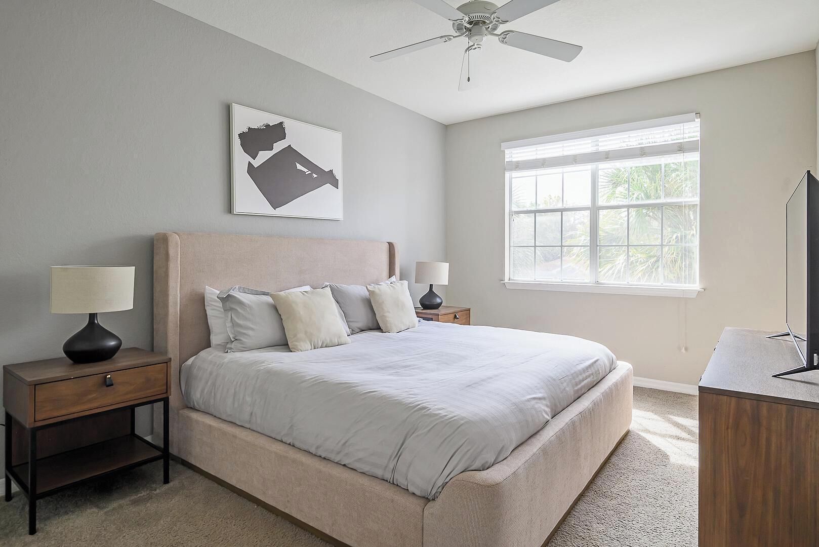 1 bedroom, desk, iron/ironing board, WiFi