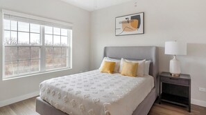 1 bedroom, desk, iron/ironing board, WiFi