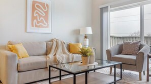 Smart TV - Landing | Chic 1BD, Clubhouse, Gym (Willow Springs)