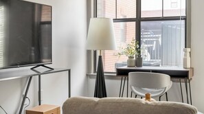 Interior - Landing | Stunning 1BD, Gym, Pool (Atlanta)