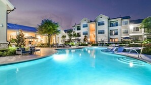 Pool - Landing | Amazing 1BD, Gym, Courtyard (Austin)