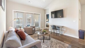 Smart TV - Landing | Amazing 2BD, Gym, Yoga Studio (New Braunfels)