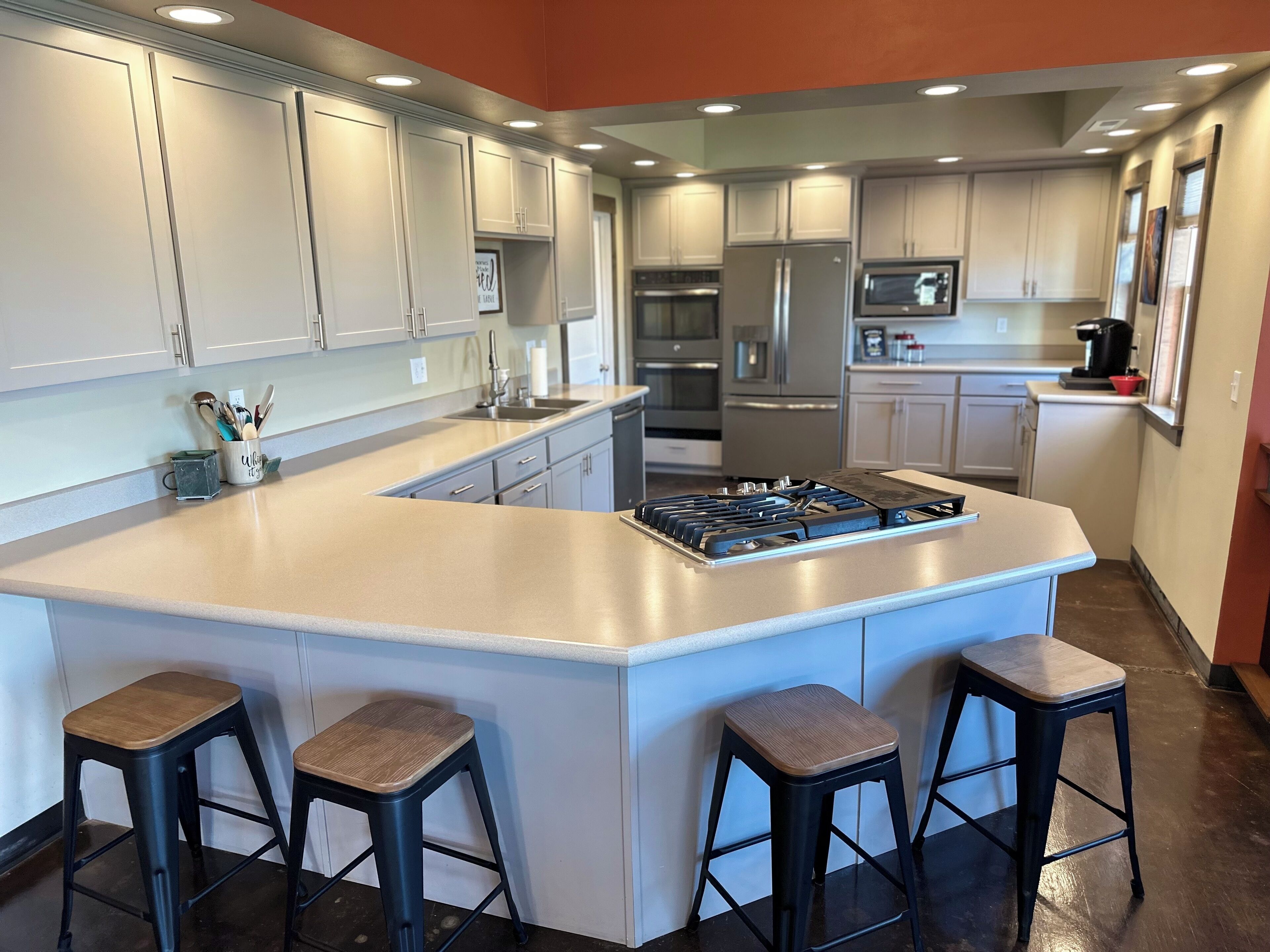 Microwave, oven, stovetop, dishwasher