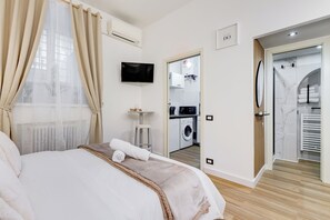 1 bedroom, iron/ironing board, WiFi, bed sheets