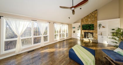 Spacious 6-bedroom villa – Unwind & Rejuvenate