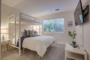 5 bedrooms, iron/ironing board, travel crib, free WiFi